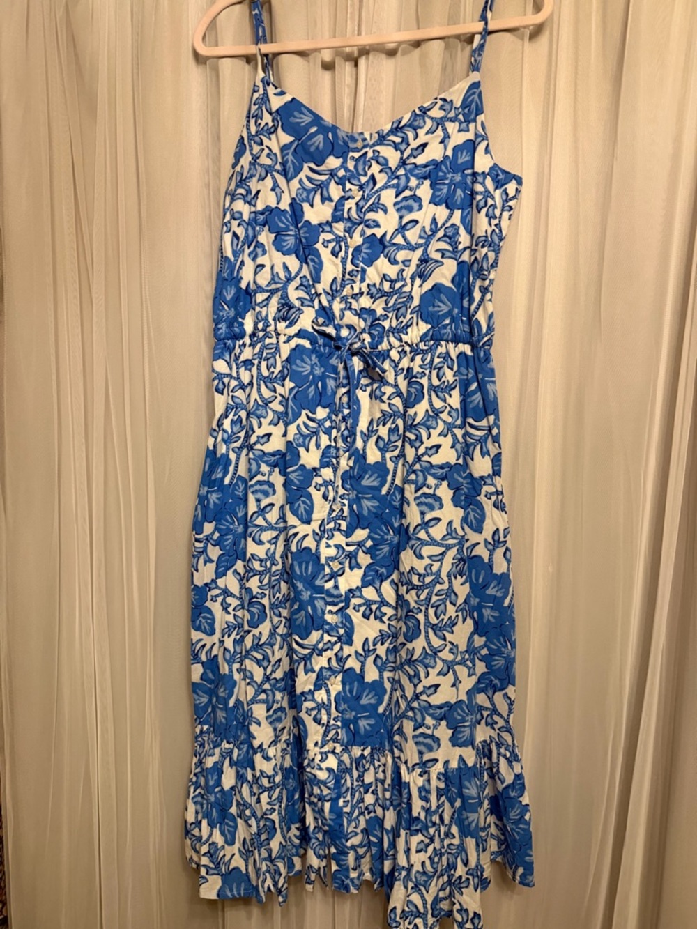 Vineyard Vines White Maxi Dress with Blue Floral Print